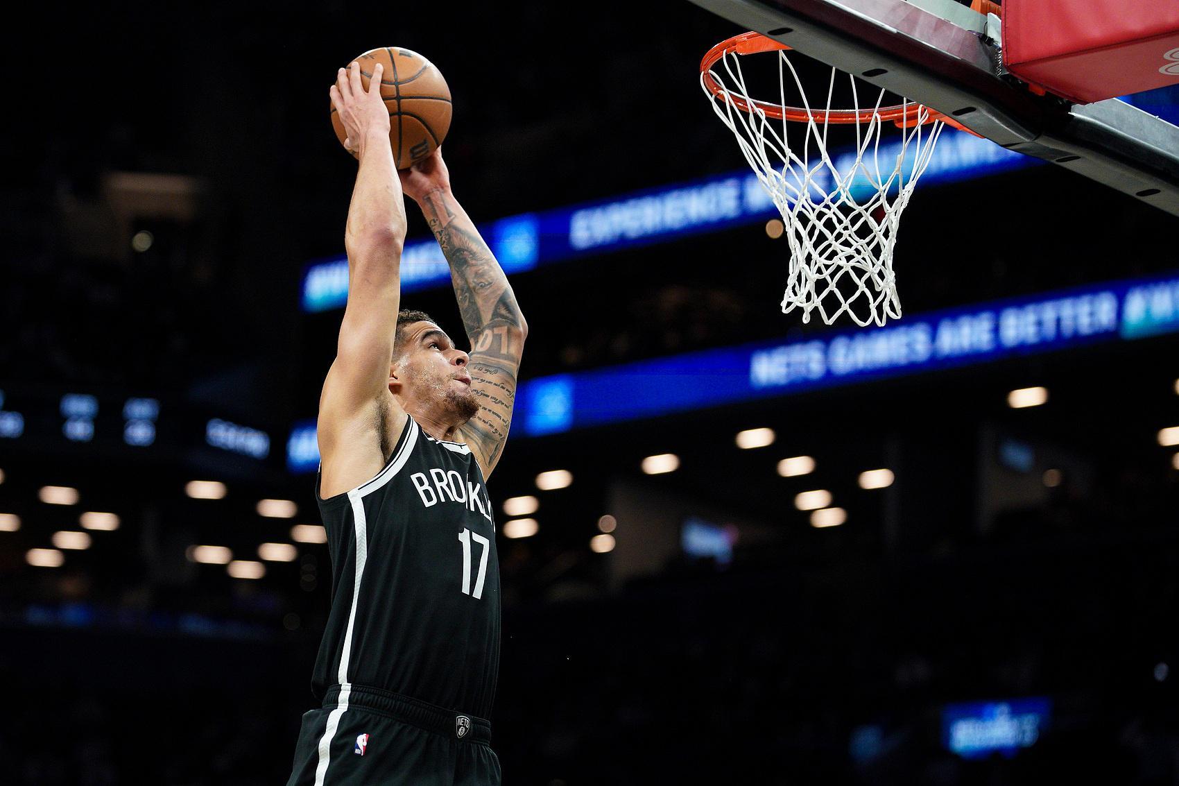 准备开抢！美媒更新交易市场TOP10大鱼：哈登排第5+勇士盯上数人